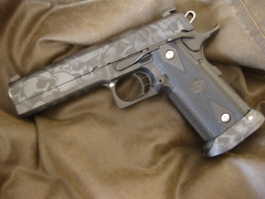 Custom Design Skull Camo Sti 2011 pistol_2